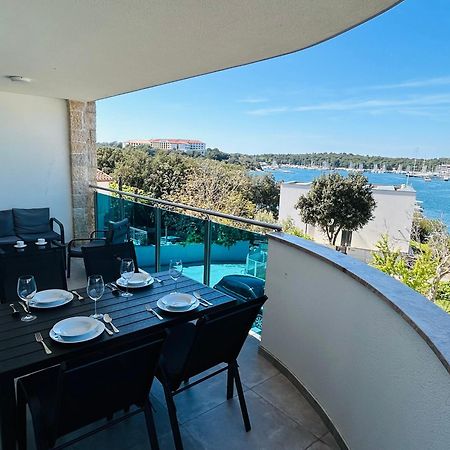Seascape Deluxe Residence Pjescana Uvala Bagian luar foto
