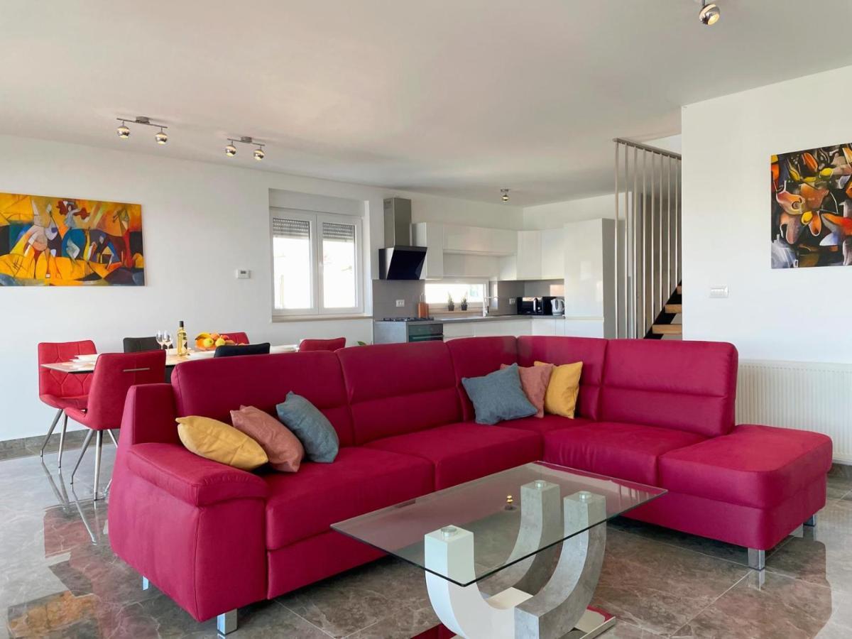 Seascape Deluxe Residence Pjescana Uvala Bagian luar foto