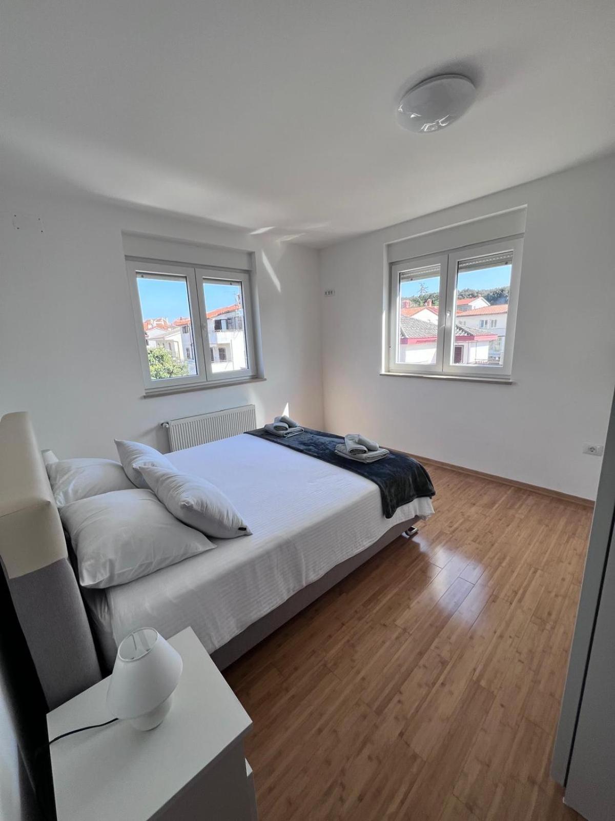 Seascape Deluxe Residence Pjescana Uvala Bagian luar foto