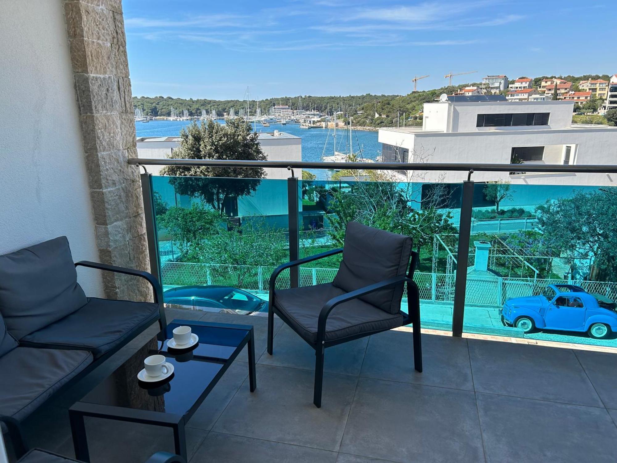 Seascape Deluxe Residence Pjescana Uvala Bagian luar foto