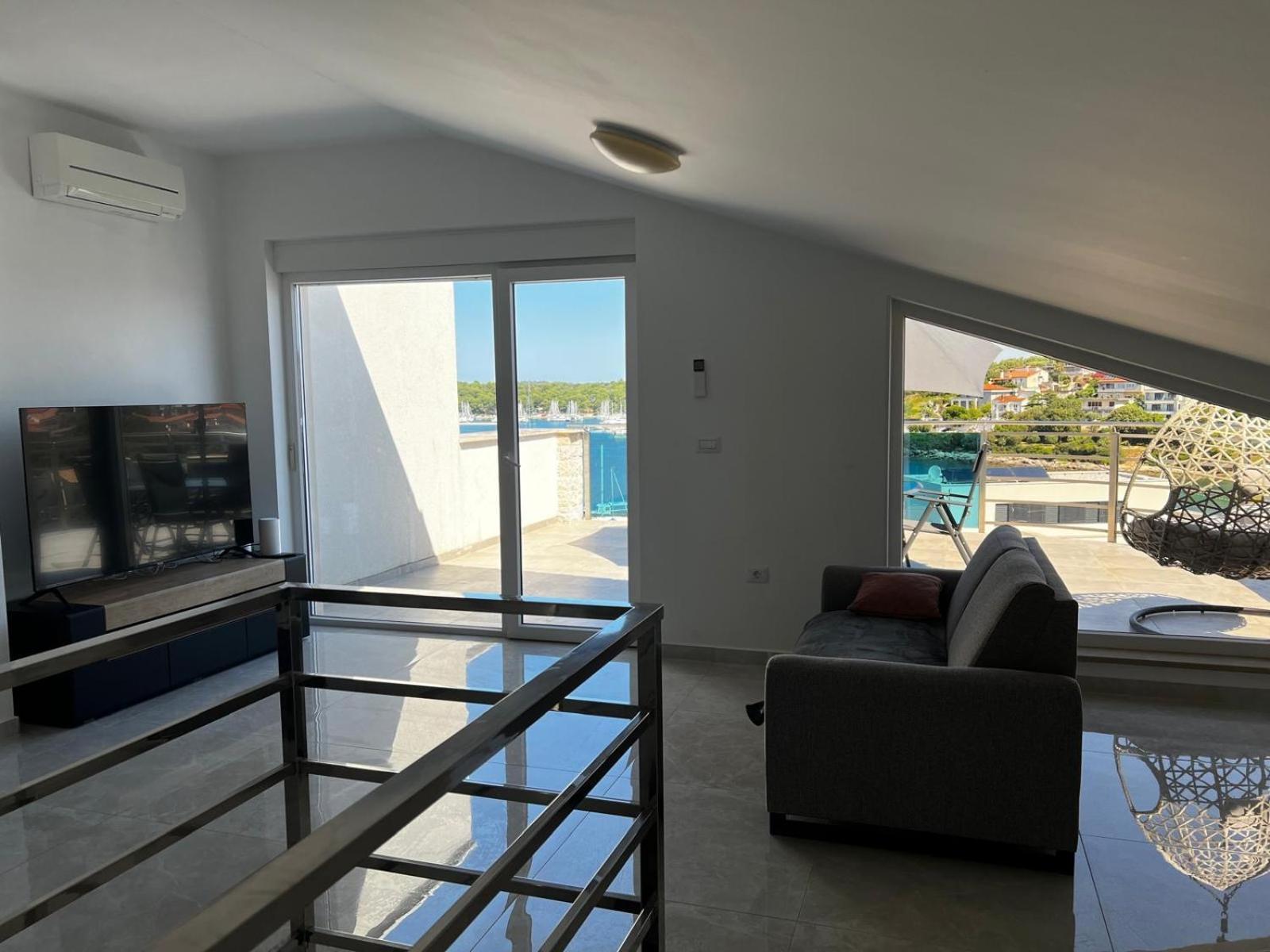 Seascape Deluxe Residence Pjescana Uvala Bagian luar foto