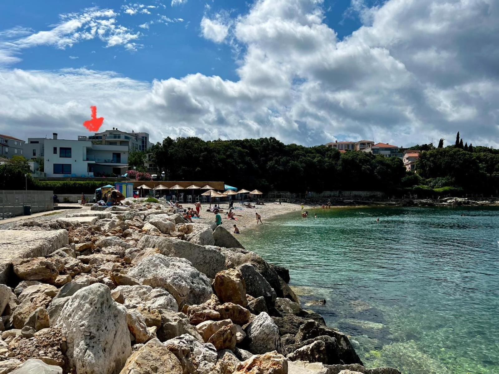 Seascape Deluxe Residence Pjescana Uvala Bagian luar foto